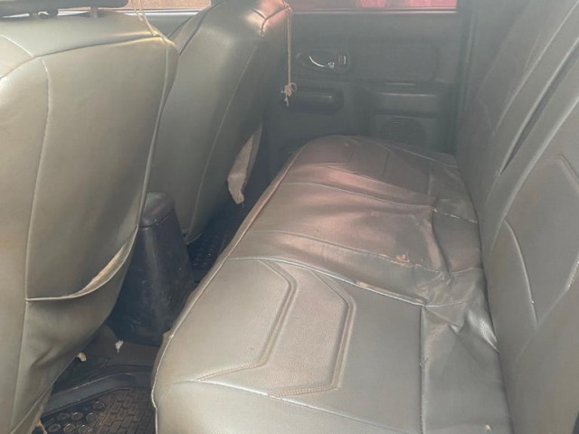 Mitsubishi L200, Voitures, Conakry