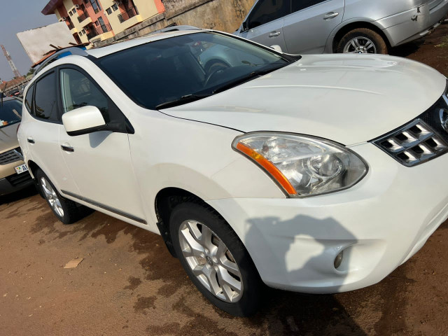 Nissan Rogue, Voitures, Conakry