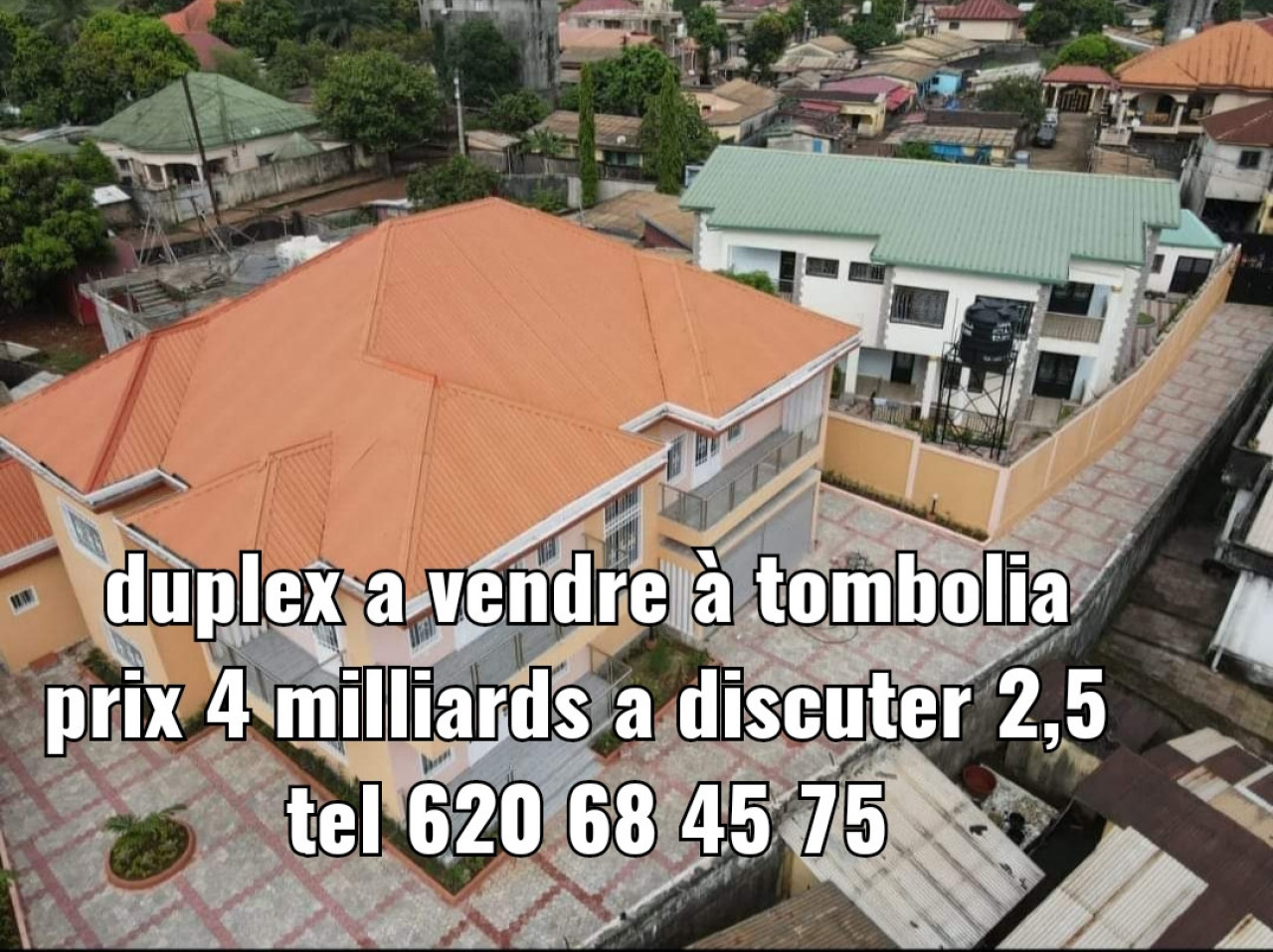Différents Bâtiments à Tombolia, Maisons, Conakry