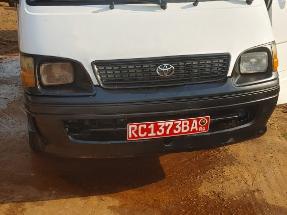Toyota Hiace, Camions - Autobus, Conakry