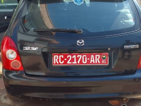 Mazda 323, Voitures, Conakry