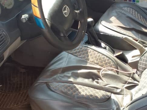 Mazda 323, Voitures, Conakry