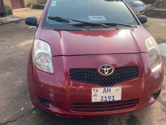 Toyota Yaris, Voitures, Conakry