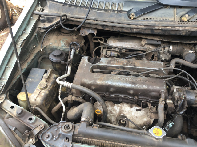 Nissan Almera Tino, Voitures, Conakry