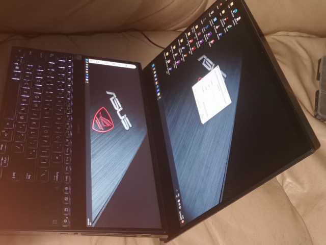 Asus ZenBook Pro, Ordinateurs - Moniteurs, Conakry
