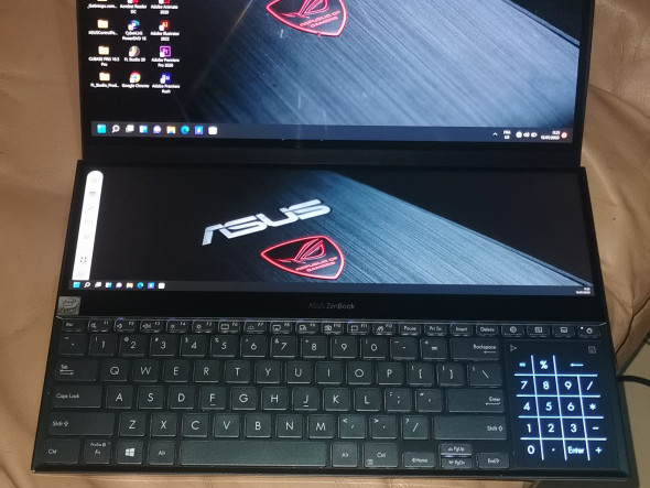 Asus ZenBook Pro, Ordinateurs - Moniteurs, Conakry
