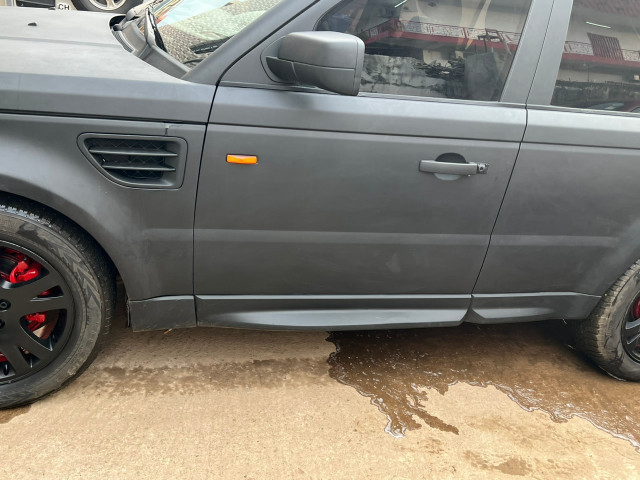 Land Rover Range Rover, Voitures, Conakry