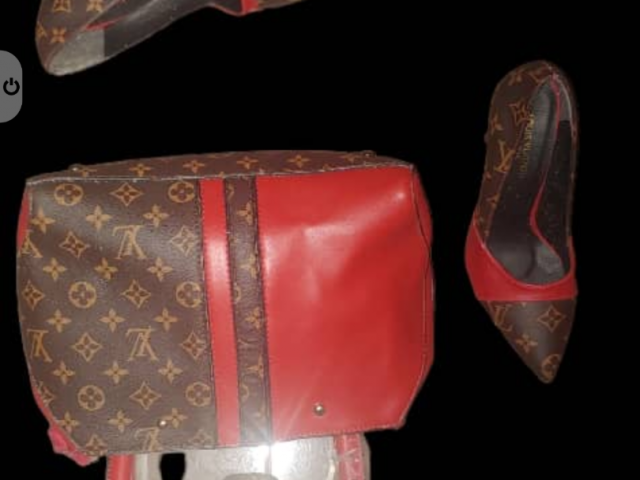 Sac à Main Louis Vuitton, Chaussures, Conakry