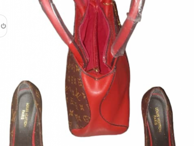 Sac à Main Louis Vuitton, Chaussures, Conakry