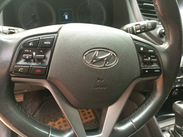 Hyundai Tucson, Voitures, Conakry