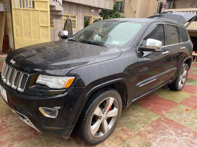 Jeep Grand Cherokee, Voitures, Conakry