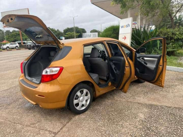 Toyota Matrix, Voitures, Conakry