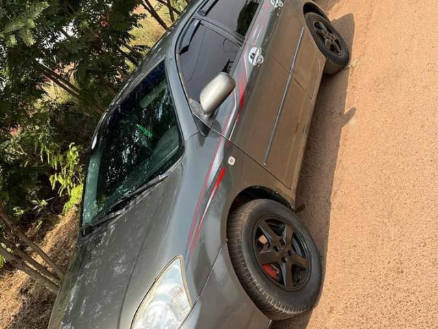 Toyota Corolla, Voitures, Conakry