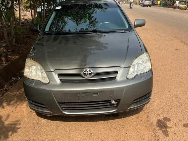 Toyota Corolla, Voitures, Conakry