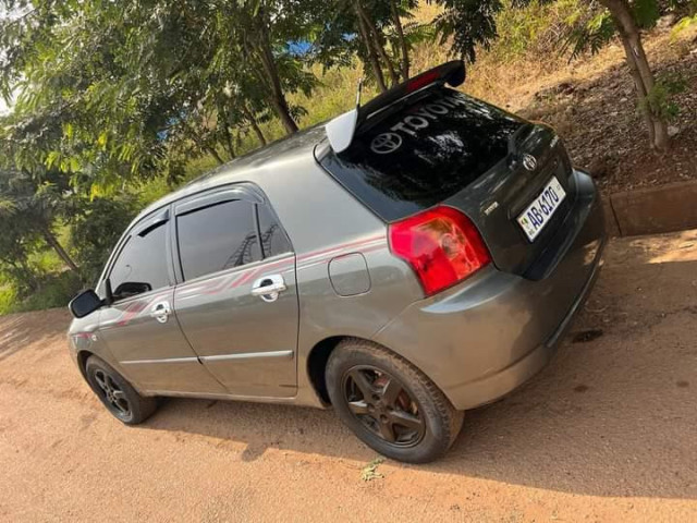 Toyota Corolla, Voitures, Conakry