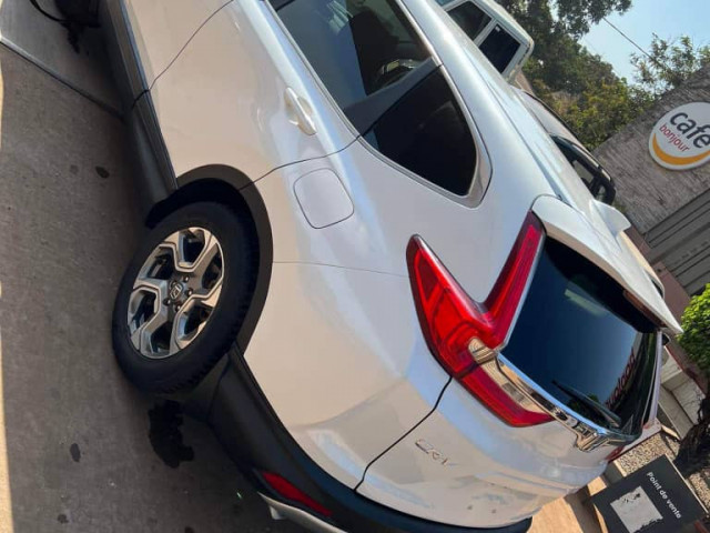 Honda CR-V, Voitures, Conakry