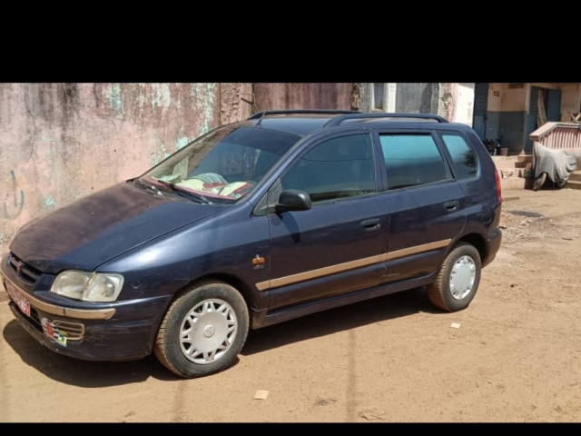 Mitsubishi Space Star, Voitures, Conakry