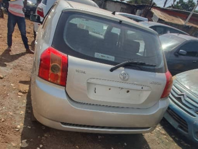 Toyota Corolla, Voitures, Conakry