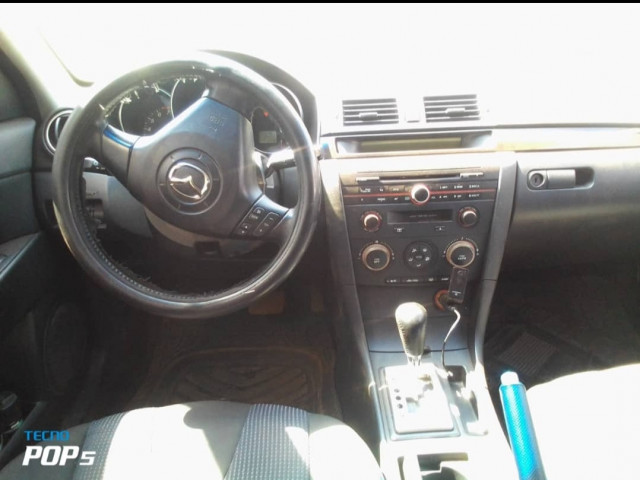 Mazda 3, Voitures, Conakry
