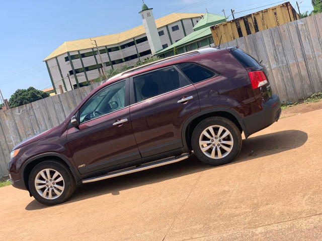 Kia Sorento, Voitures, Conakry