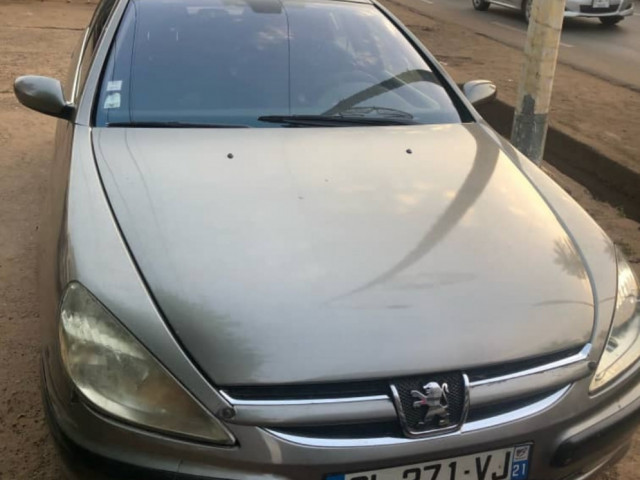 Peugeot 607, Voitures, Conakry