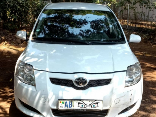Toyota Auris, Voitures, Conakry