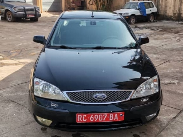 Ford Mondeo, Voitures, Conakry