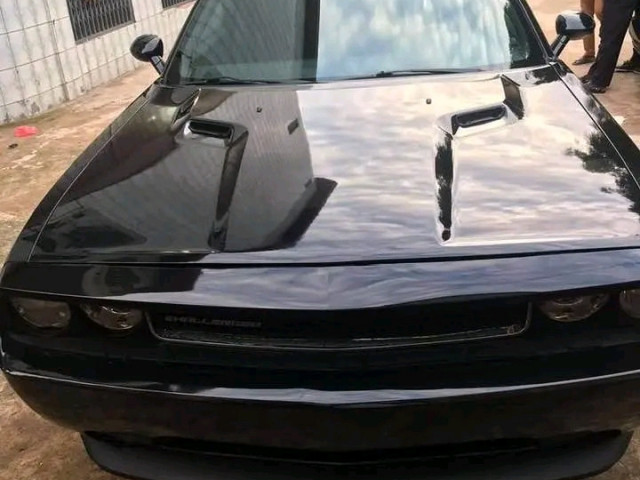 Dodge Challenger, Voitures, Conakry
