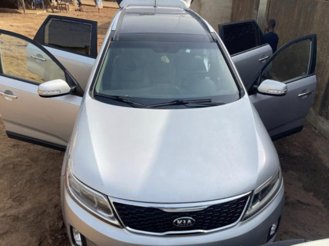 KIA Sorento, Voitures, Conakry