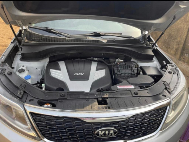 KIA Sorento, Voitures, Conakry