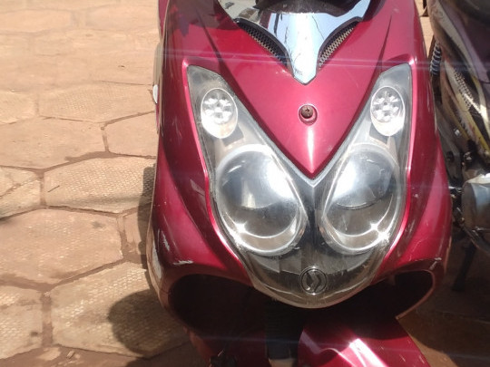 SYM 125, Motos - Scooters, Conakry