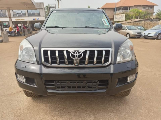 Toyota Land Cruiser Prado, Voitures, Conakry