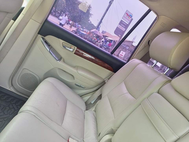 Toyota Land Cruiser Prado, Voitures, Conakry