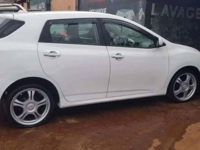 Toyota Matrix, Voitures, Conakry
