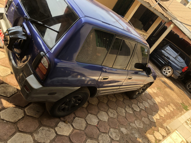 Toyota RAV4, Voitures, Conakry