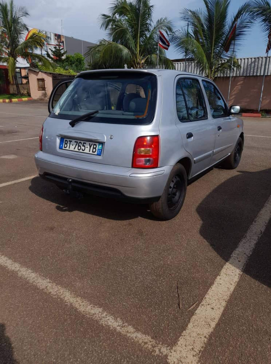Nissan Micra, Voitures, Conakry