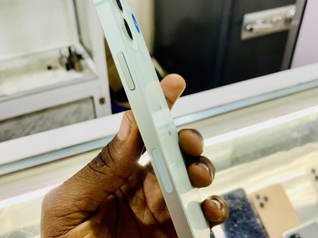 Apple iPhone 12, Téléphones Mobiles, Conakry