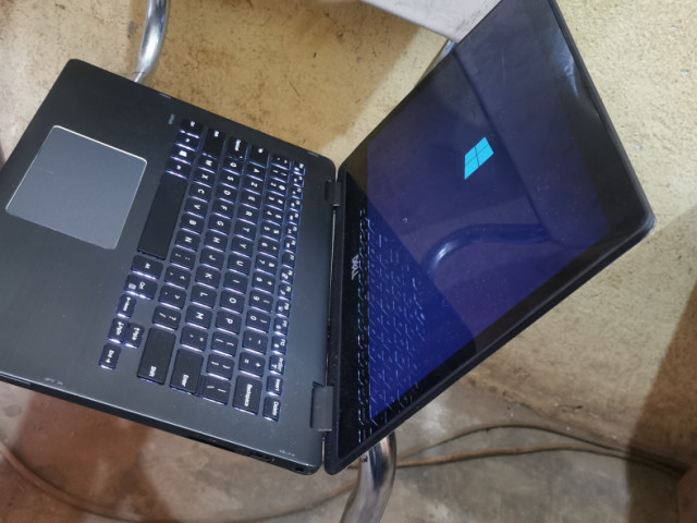 DELL Latitude 3379, Ordinateurs - Moniteurs, Conakry