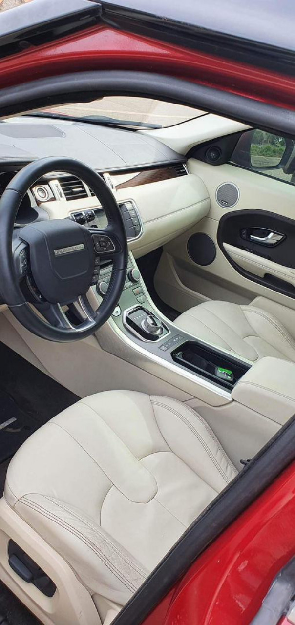 Land Rover Range Rover Evoque, Voitures, Conakry