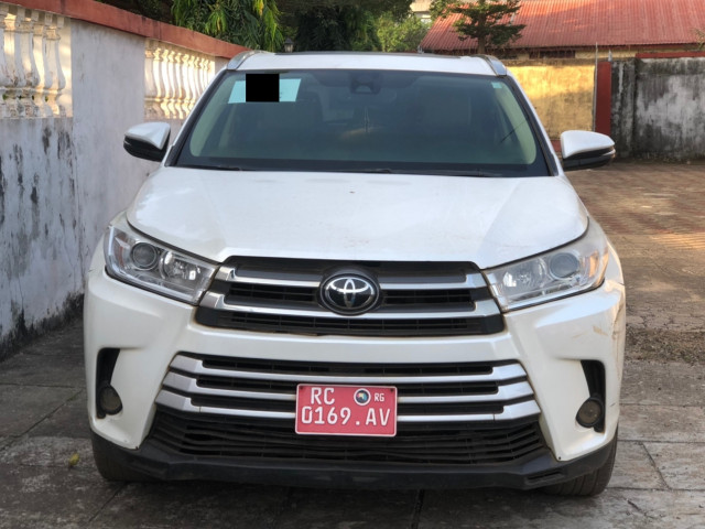 Toyota Highlander, Voitures, Conakry