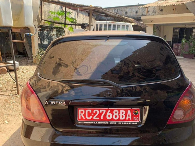 Nissan Almera, Voitures, Conakry