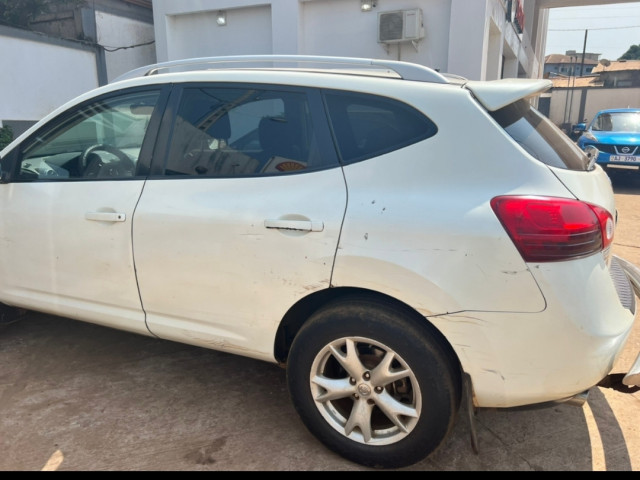 Nissan Rogue, Voitures, Conakry