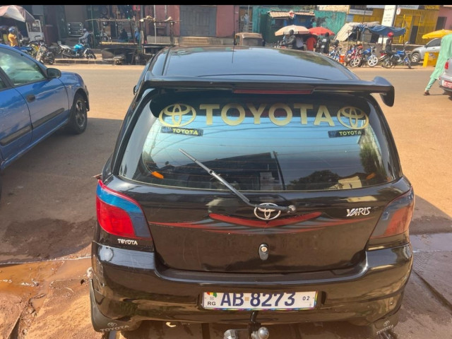 Toyota Yaris, Voitures, Conakry