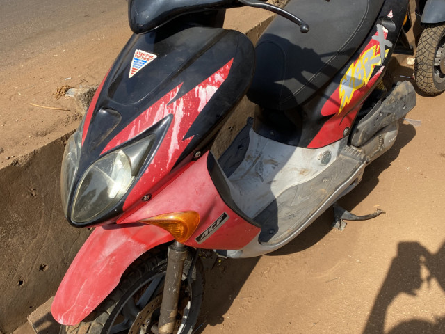 Honda X8R8, Motos - Scooters, Conakry