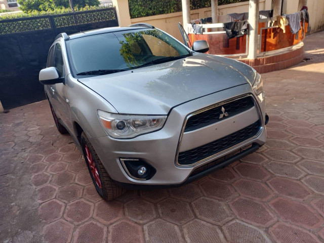 Mitsubishi RVR, Voitures, Conakry