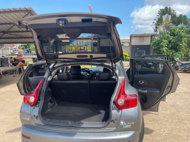 Nissan Juke, Voitures, Conakry