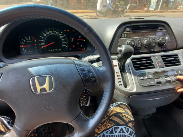 Honda Odyssey, Voitures, Conakry