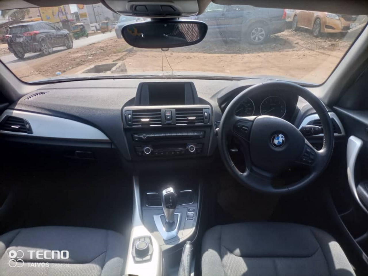 BMW  Séries 1, Voitures, Conakry