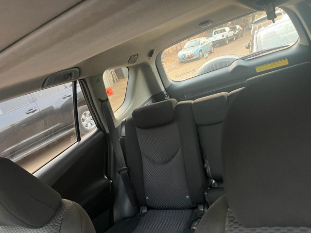 Toyota RAV4, Voitures, Conakry