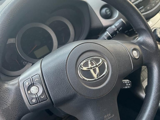Toyota RAV4, Voitures, Conakry